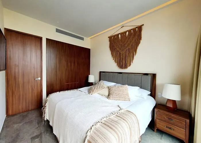 Mistiq Pent House 3 Recamaras, 3 Banos, Sala, Comedor, Terraza Y Jacuzzi Apartment
